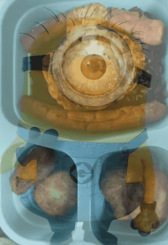 随手炸的火腿肠和荷包蛋摆盘以后产生的奇怪联想